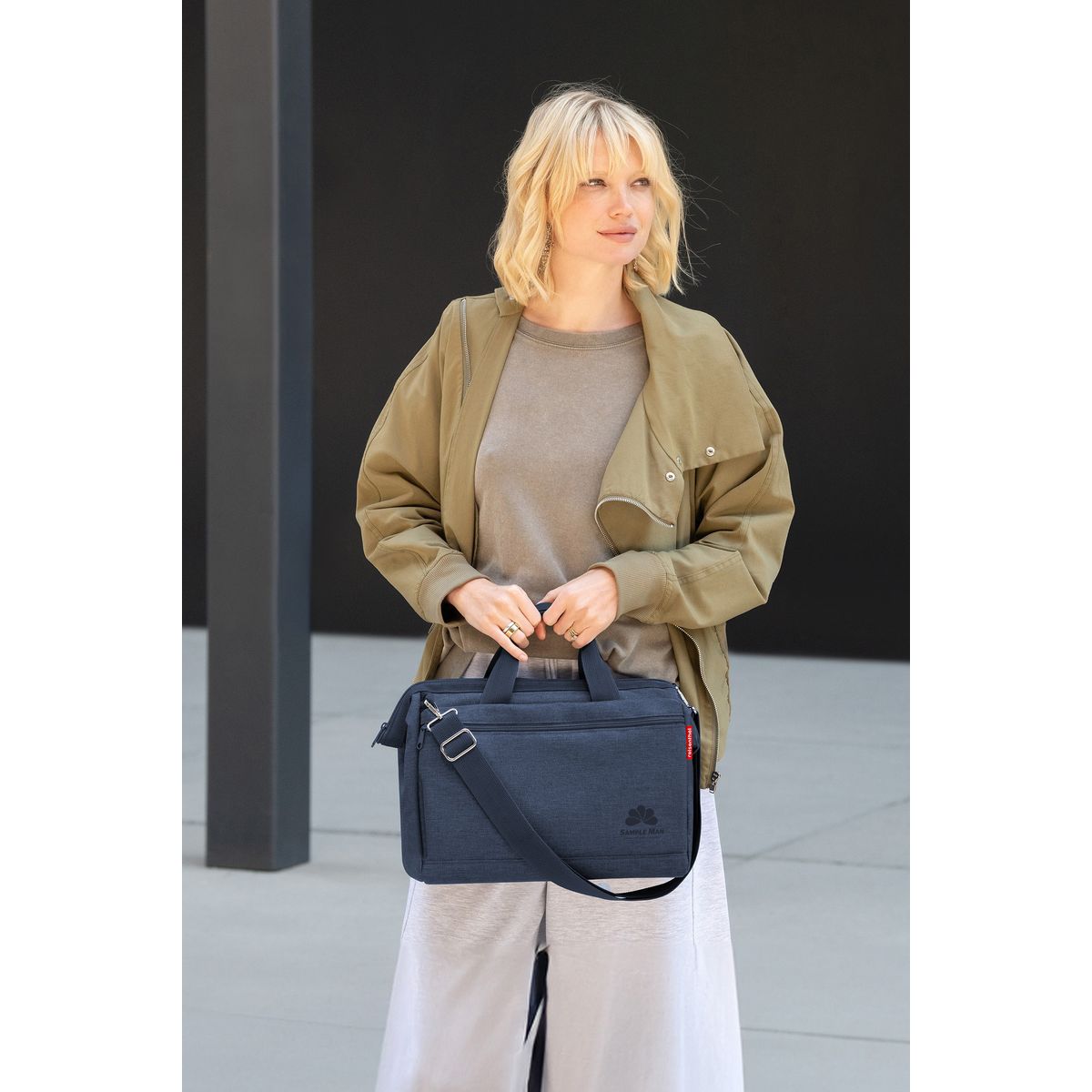 Reisenthel | allrounder S pocket - wie soll Ihr Logo wirken 3