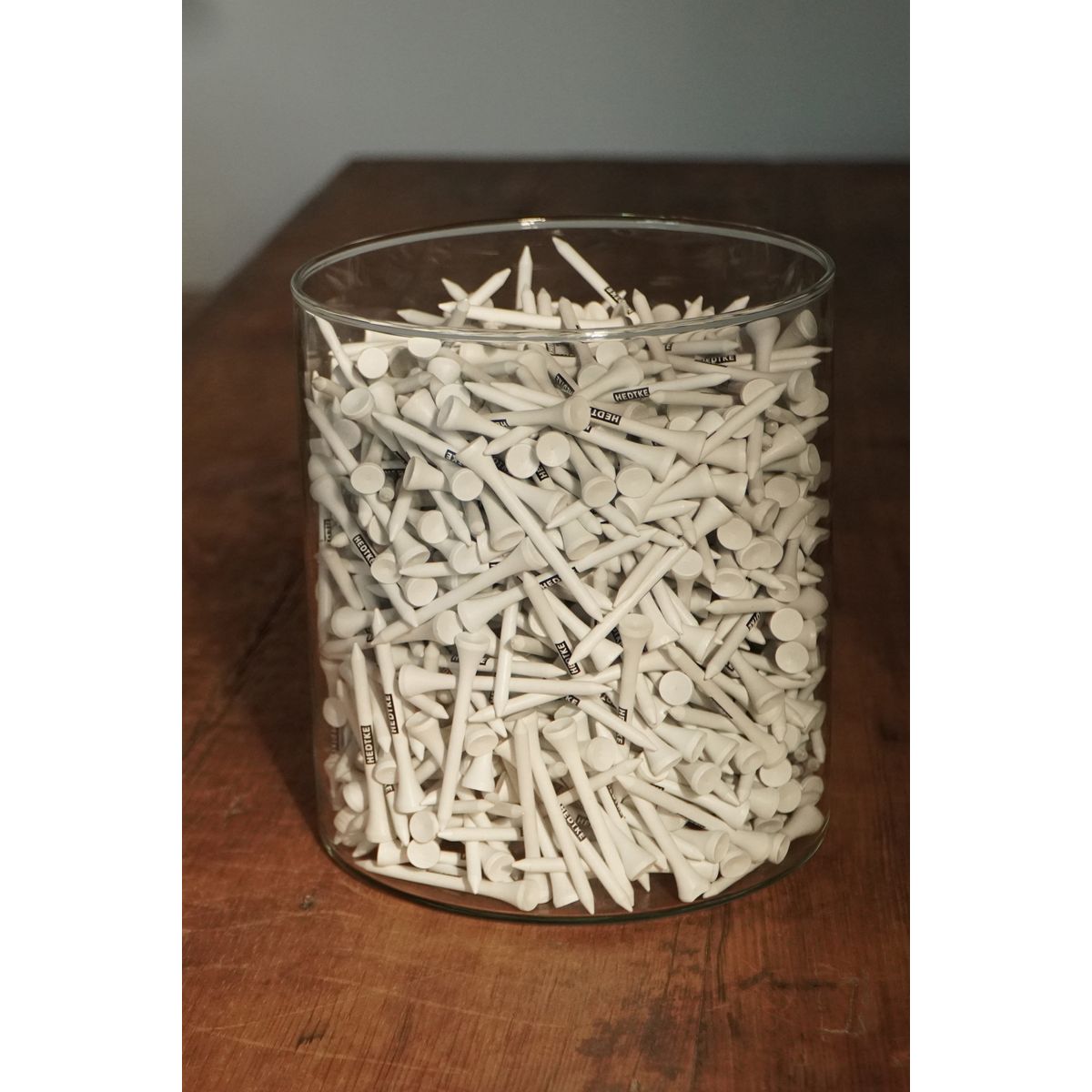 Lose Tees im Kugelglas